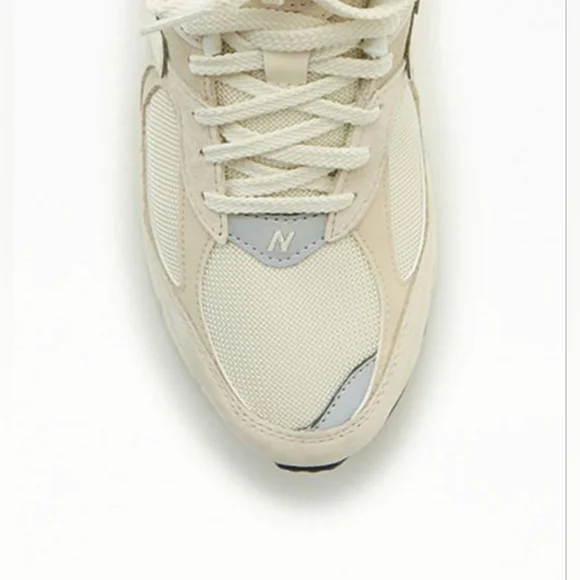 New Balance Cream 2002R Men's Shoes - Picture 5 of 9